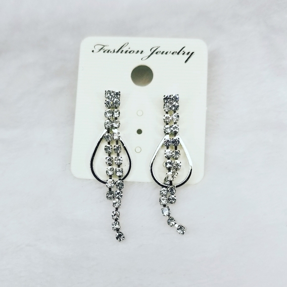 5 for $15 earrings - Picture 8 of 8